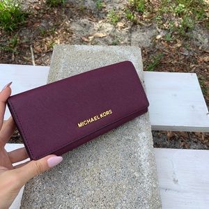 Michael Kors Bags - Michael Kors Leather Wallet Michael Kors Bags - Michael Kors Leather Wallet